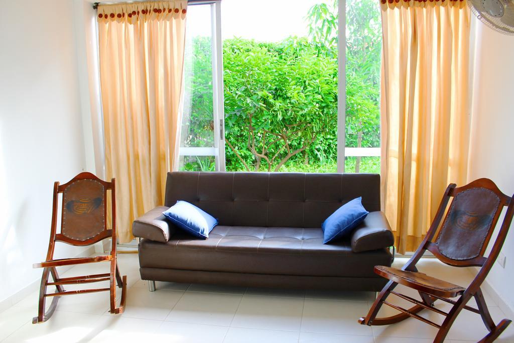 חירארדוט Villa Alejandra מראה חיצוני תמונה
